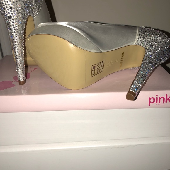 Ivory Satin Pink Paradox London heels - Picture 3 of 4